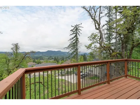 545 Mountaingate Drive Springfield OR 97478