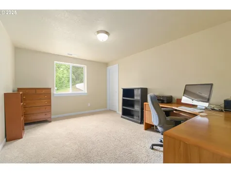 545 Mountaingate Drive Springfield OR 97478