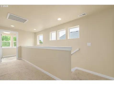 545 Mountaingate Drive Springfield OR 97478