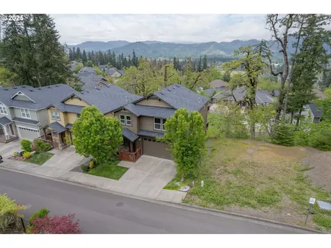 545 Mountaingate Drive Springfield OR 97478