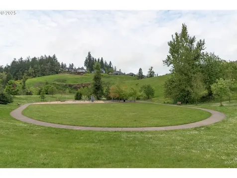 545 Mountaingate Drive Springfield OR 97478