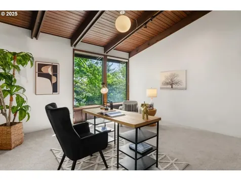 9335 NW Roseway Avenue Portland OR 97231