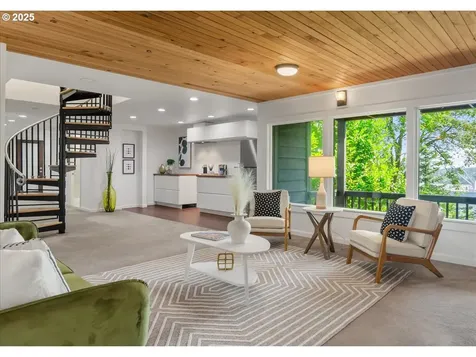 9335 NW Roseway Avenue Portland OR 97231