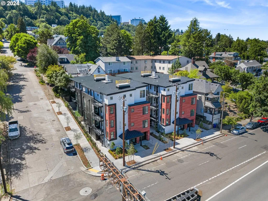 3727 S Hood Avenue Portland OR 97239