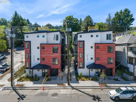 3727 S Hood Avenue Portland OR 97239