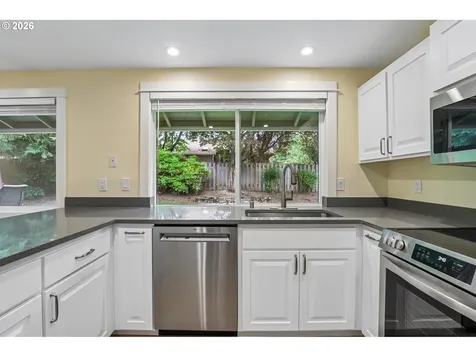 2503 SE Blairmont Drive Vancouver WA 98683