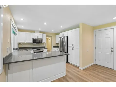 2503 SE Blairmont Drive Vancouver WA 98683