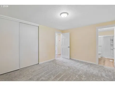 2503 SE Blairmont Drive Vancouver WA 98683