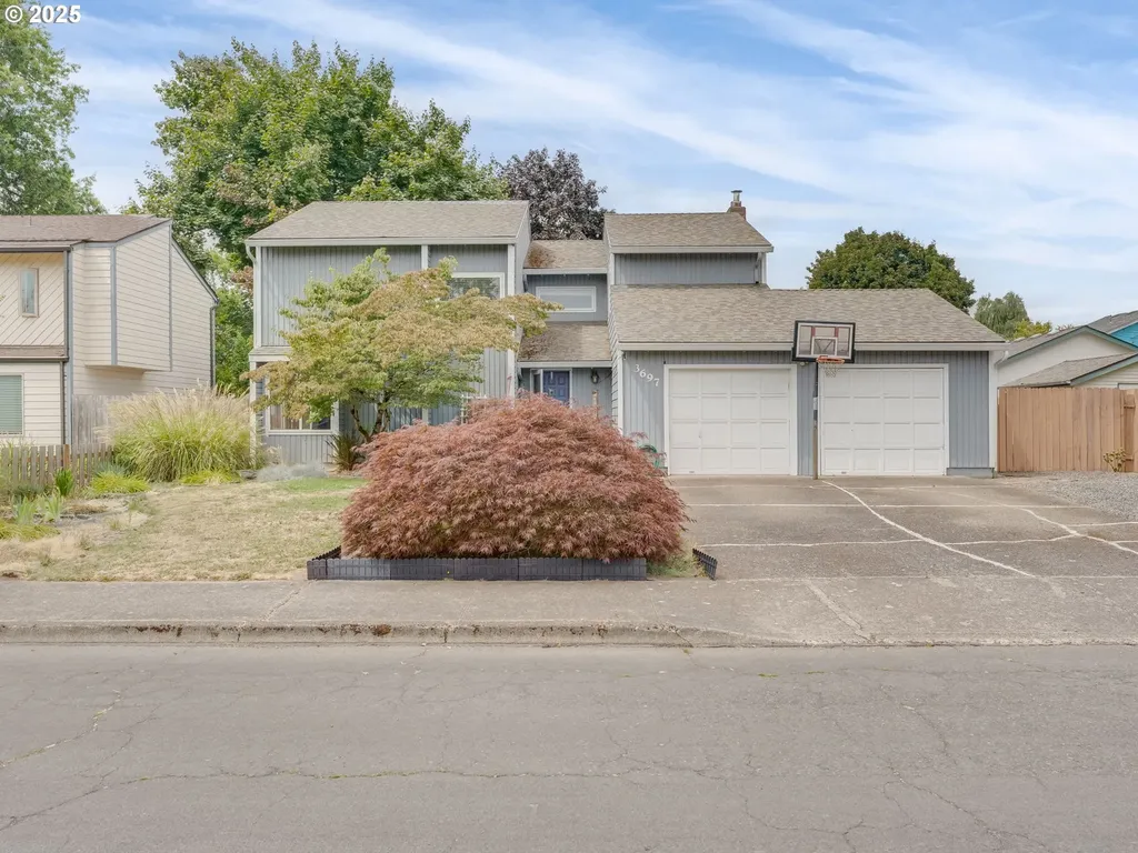 3697 Silverstone Drive NE Salem OR 97305