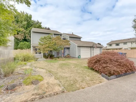 3697 Silverstone Drive NE Salem OR 97305