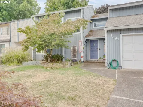 3697 Silverstone Drive NE Salem OR 97305