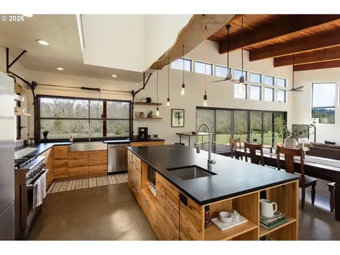 85535 Lancer Lane Eugene OR 97405