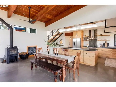 85535 Lancer Lane Eugene OR 97405