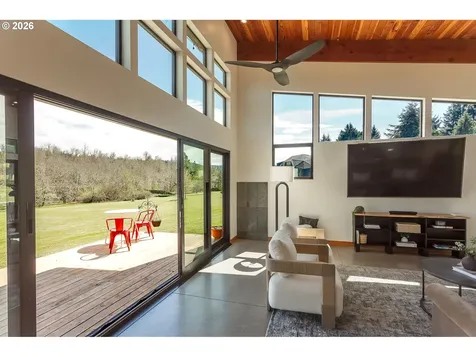85535 Lancer Lane Eugene OR 97405