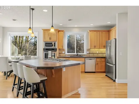 3544 SE Deer Creek Way Gresham OR 97080