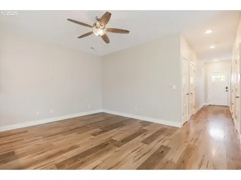516 S Columbia Street Newberg OR 97132