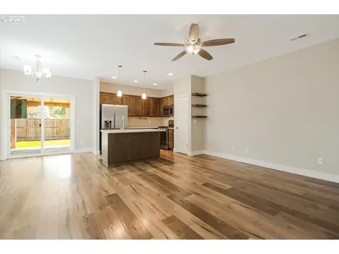 516 S Columbia Street Newberg OR 97132
