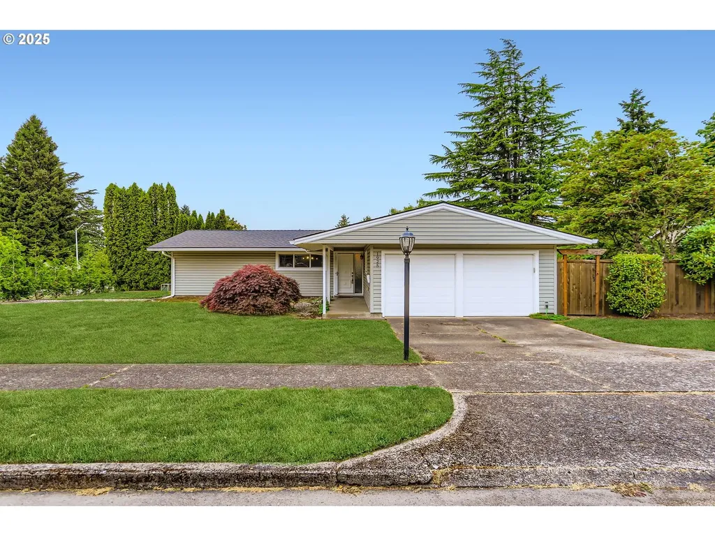 1925 SW Knollcrest Drive Portland OR 97225
