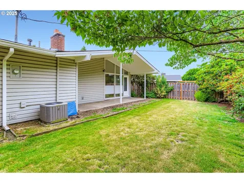 1925 SW Knollcrest Drive Portland OR 97225