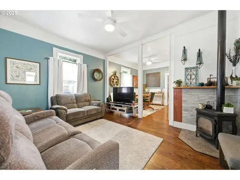 1150 SW Levens Street Dallas OR 97338