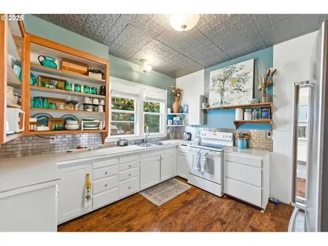 1150 SW Levens Street Dallas OR 97338