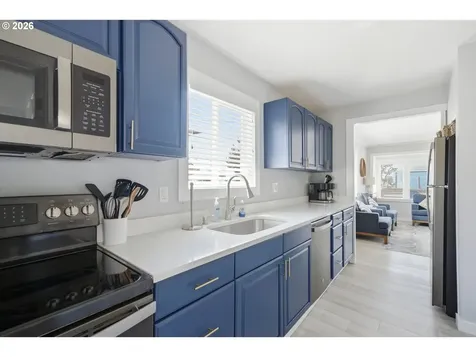 476 Highway 101 S Rockaway Beach OR 97136
