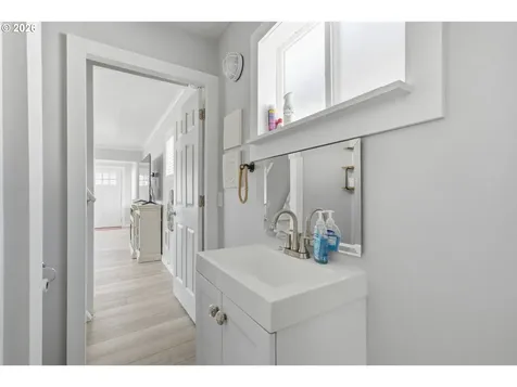 476 Highway 101 S Rockaway Beach OR 97136