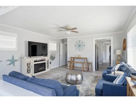 476 Highway 101 S Rockaway Beach OR 97136