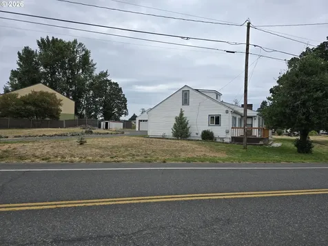 920 Lemont Street St. Helens OR 97051