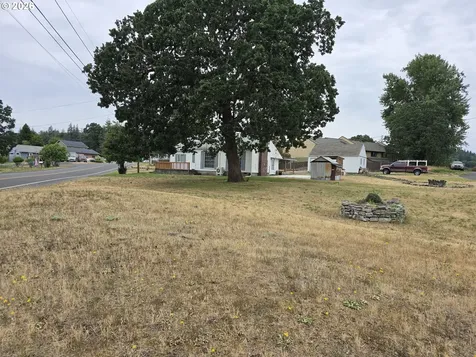 920 Lemont Street St. Helens OR 97051