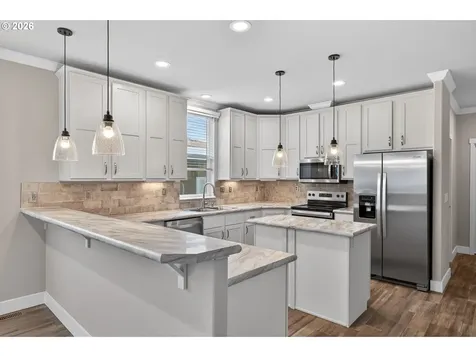 4155 NE Three Mile Lane Mcminnville OR 97128