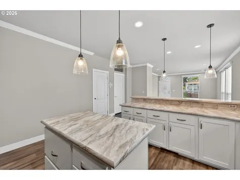 4155 NE Three Mile Lane Mcminnville OR 97128