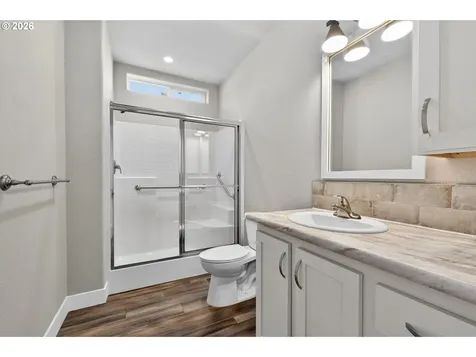 4155 NE Three Mile Lane Mcminnville OR 97128