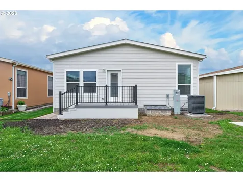 4155 NE Three Mile Lane Mcminnville OR 97128