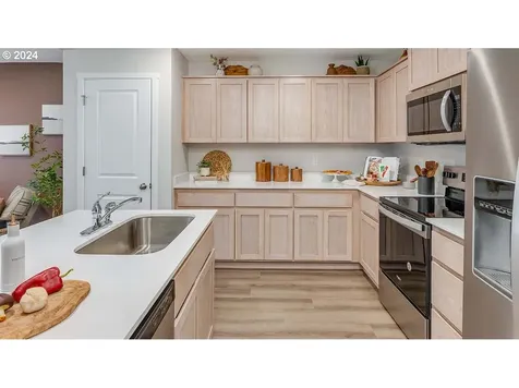 6144 SE 16th Street Gresham OR 97080