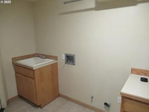 2572 2574 Arroyo Ridge Court NW Salem OR 97304