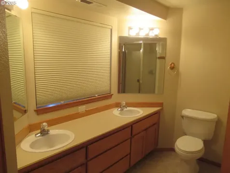 2572 2574 Arroyo Ridge Court NW Salem OR 97304