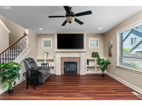 14727 Purple Ash Way Oregon City OR 97045