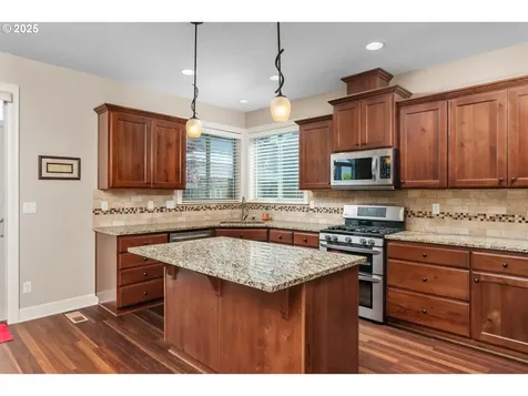 14727 Purple Ash Way Oregon City OR 97045