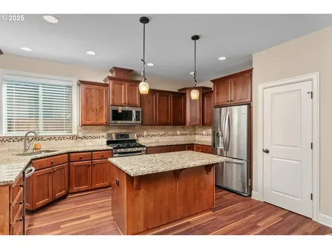 14727 Purple Ash Way Oregon City OR 97045