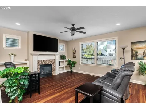 14727 Purple Ash Way Oregon City OR 97045