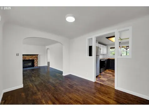1119 7th Street Springfield OR 97477