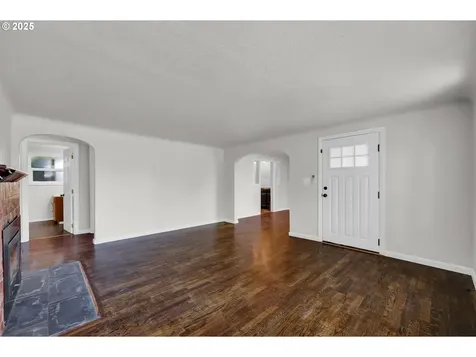 1119 7th Street Springfield OR 97477