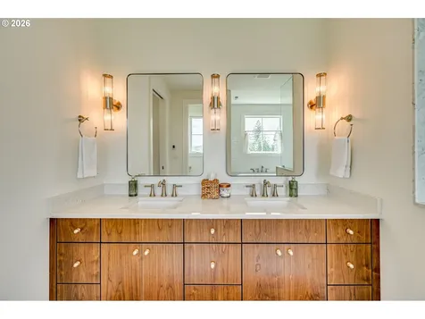242 Cornerstone Lane Woodland WA 98674