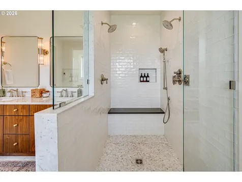 242 Cornerstone Lane Woodland WA 98674