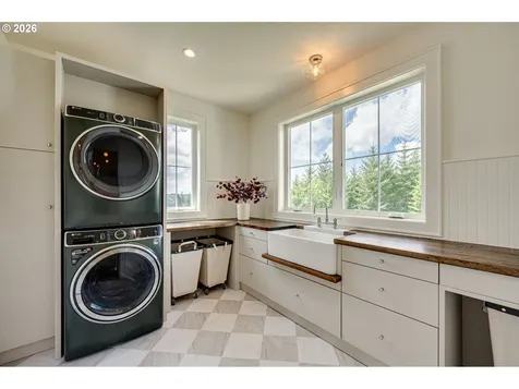 242 Cornerstone Lane Woodland WA 98674