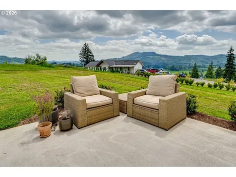 242 Cornerstone Lane Woodland WA 98674