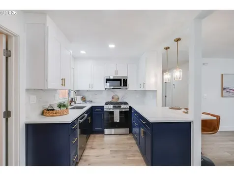 12525 SW 12th Street Beaverton OR 97005
