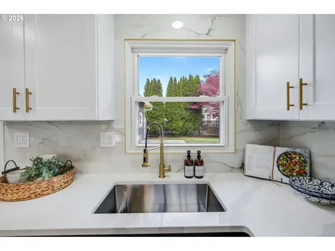 12525 SW 12th Street Beaverton OR 97005