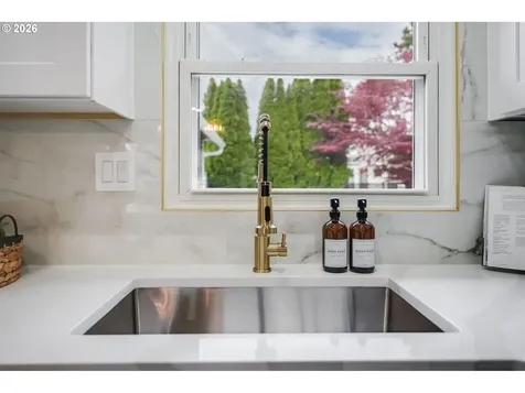 12525 SW 12th Street Beaverton OR 97005